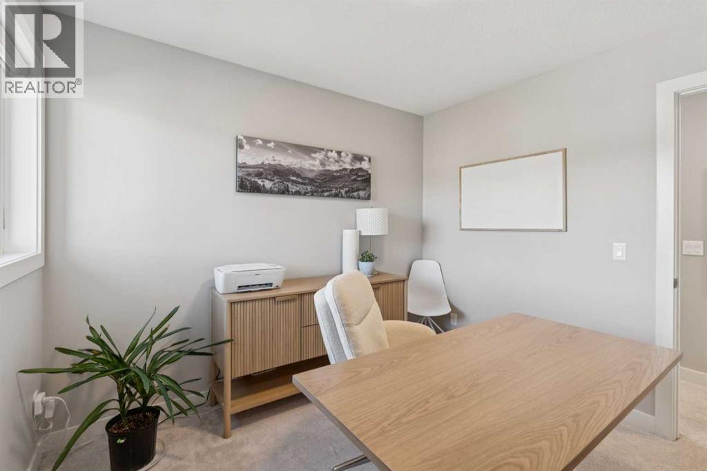 377 Sundown Road, Cochrane