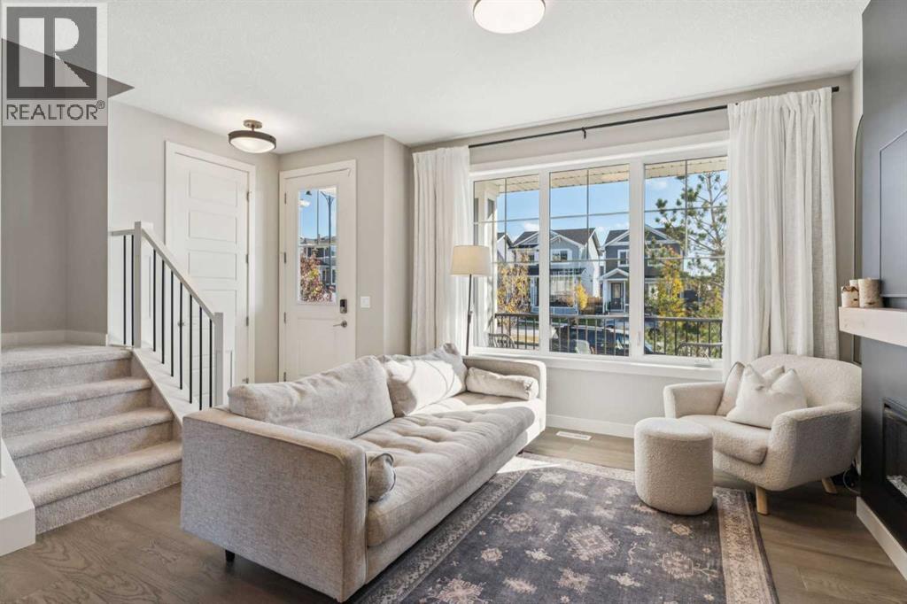 377 Sundown Road, Cochrane