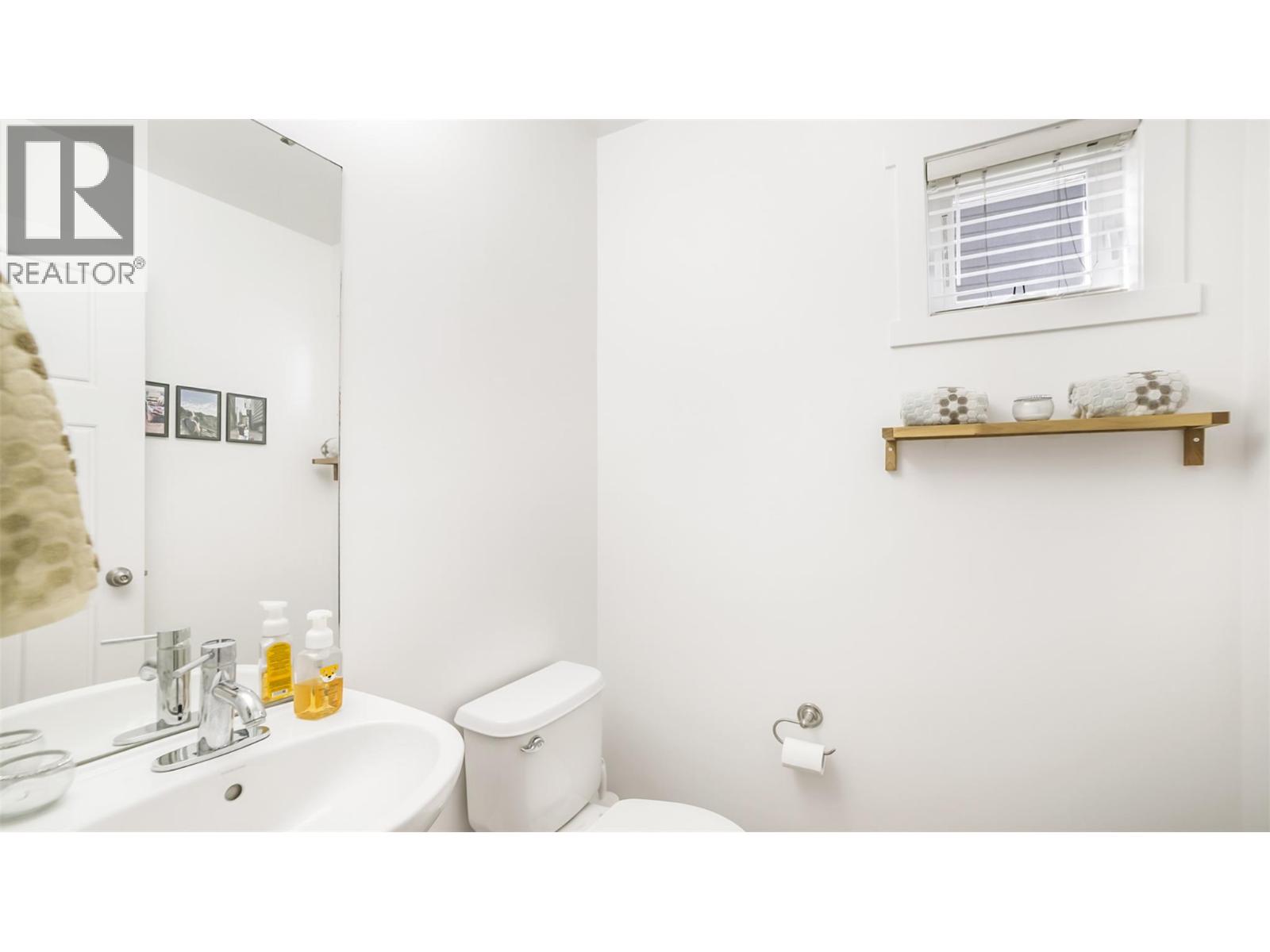  5485 South Perimeter Way, Kelowna