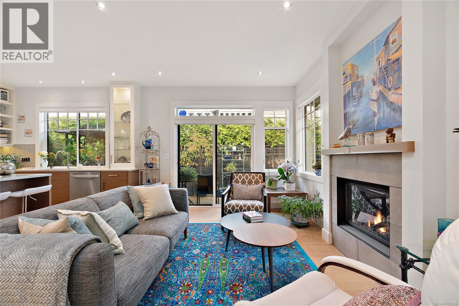 4 2340 Oakville Avenue, Sidney