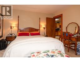 13075 Porlier Pass Road, Galiano Island, BC V0N1P0 Photo 24