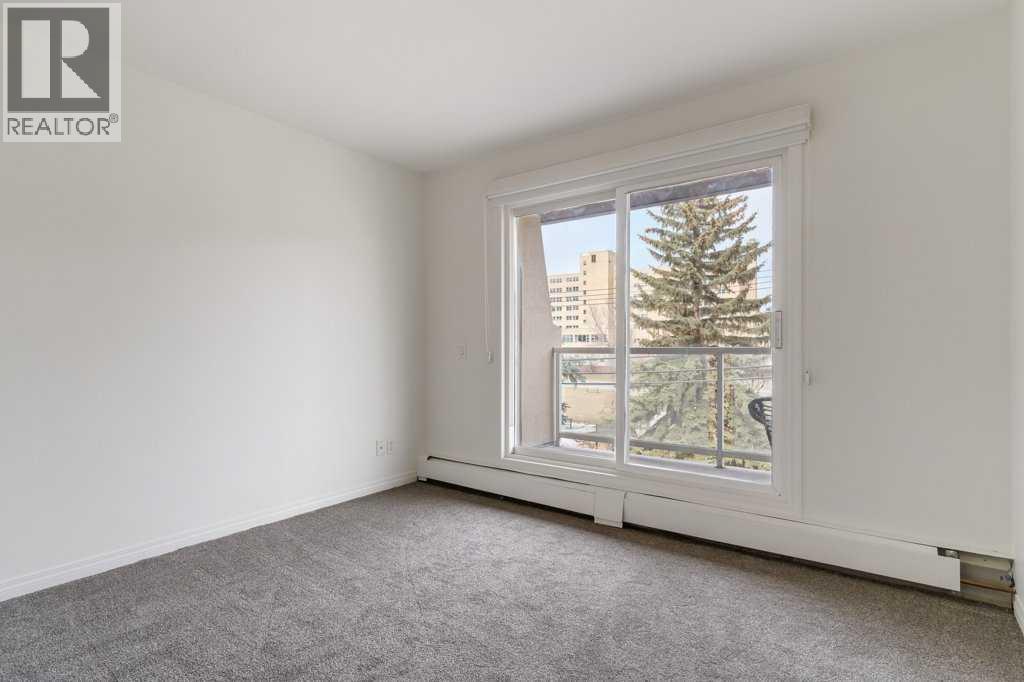 Single Family House for Sale in    Avenue SW Mission Calgary 