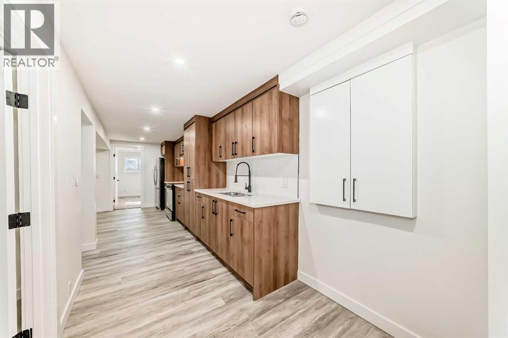 Single Family House Bungalow for Sale in  Berkley Drive NW Beddington Heights Calgary 