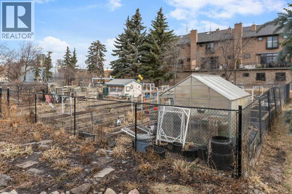 Single Family House for Sale in    Avenue SW Mission Calgary 