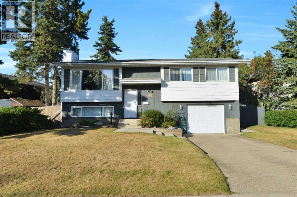 5240 40 Street, Innisfail