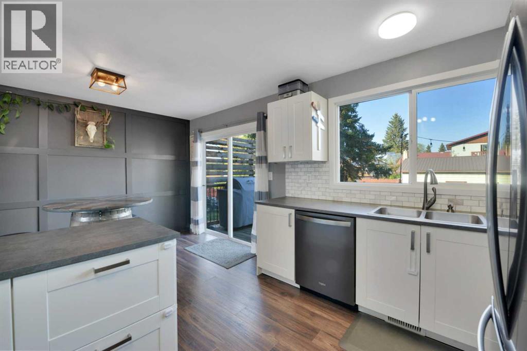 5240 40 Street, Innisfail