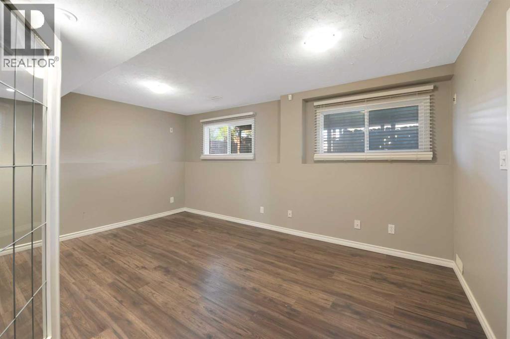 5240 40 Street, Innisfail