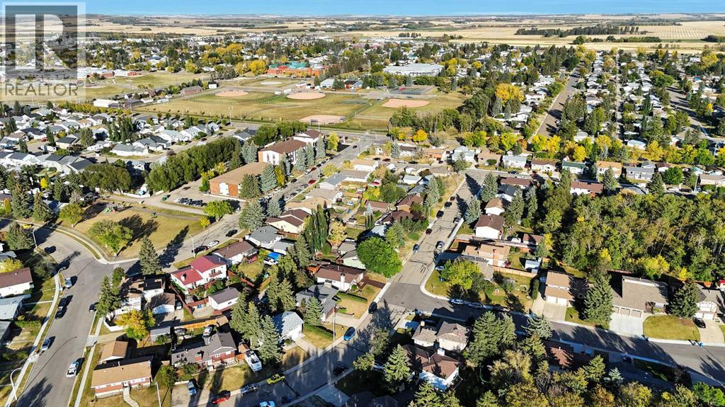 5240 40 Street, Innisfail