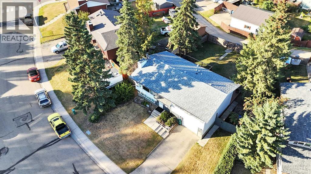 5240 40 Street, Innisfail