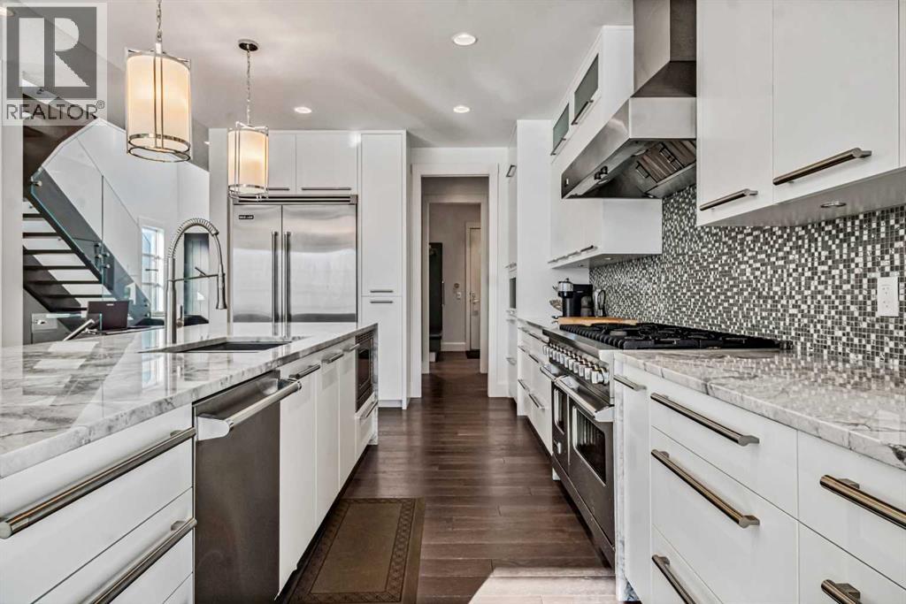 Single Family House for Sale in   Avenue NE Winston Heights/Mountview Calgary 