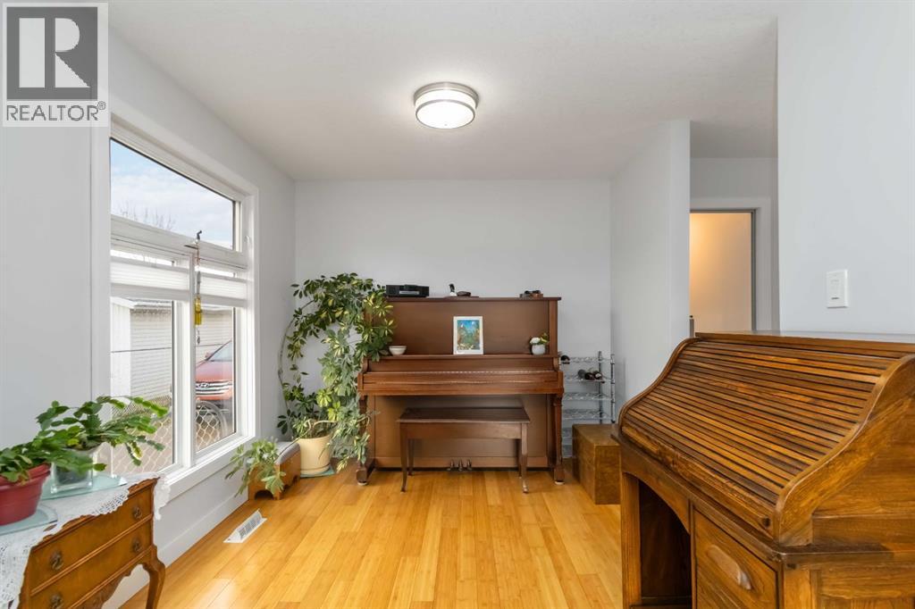 114 Robichaud Street, Fort McMurray