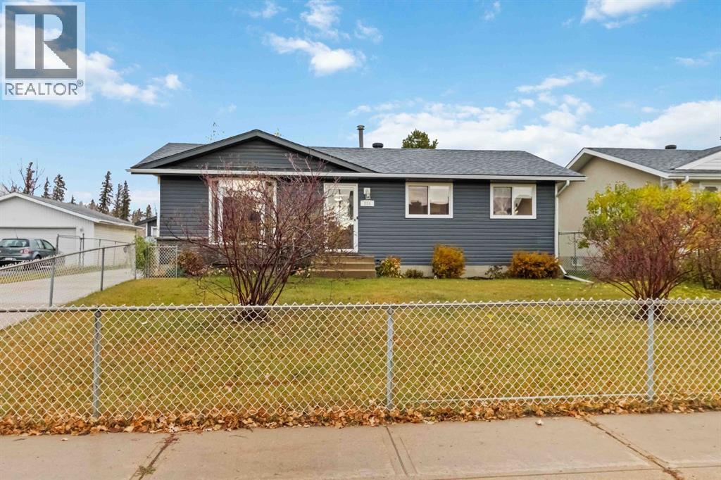 114 Robichaud Street, Fort McMurray