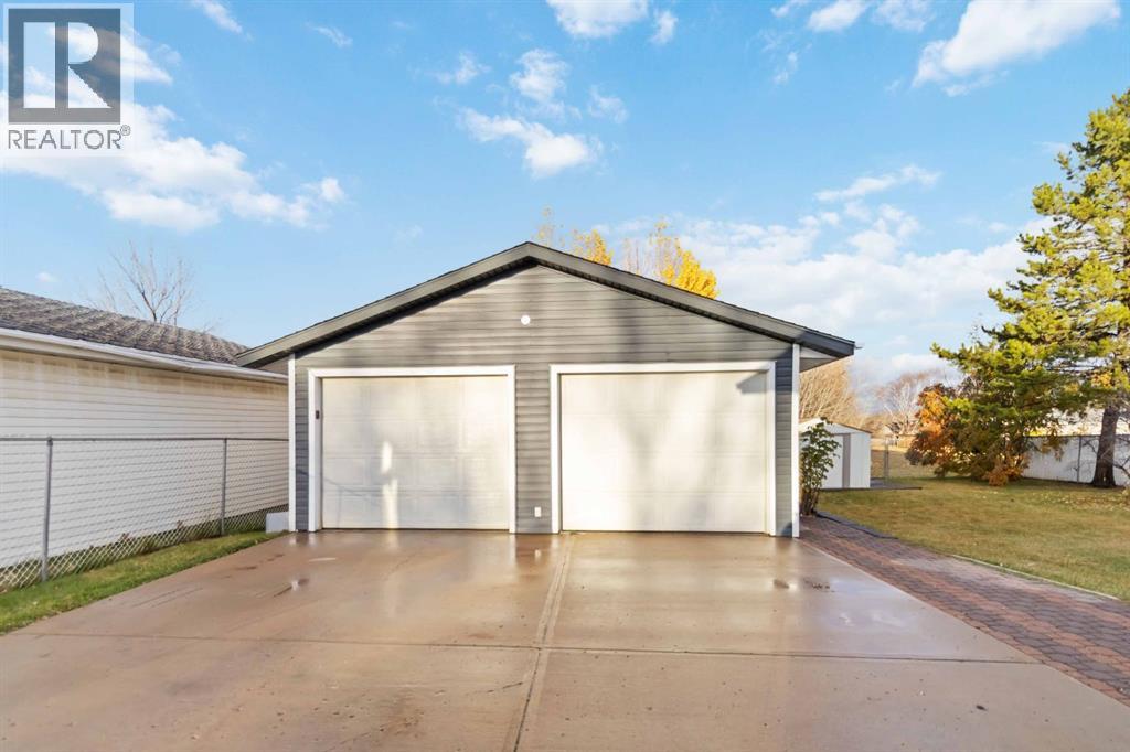 114 Robichaud Street, Fort McMurray