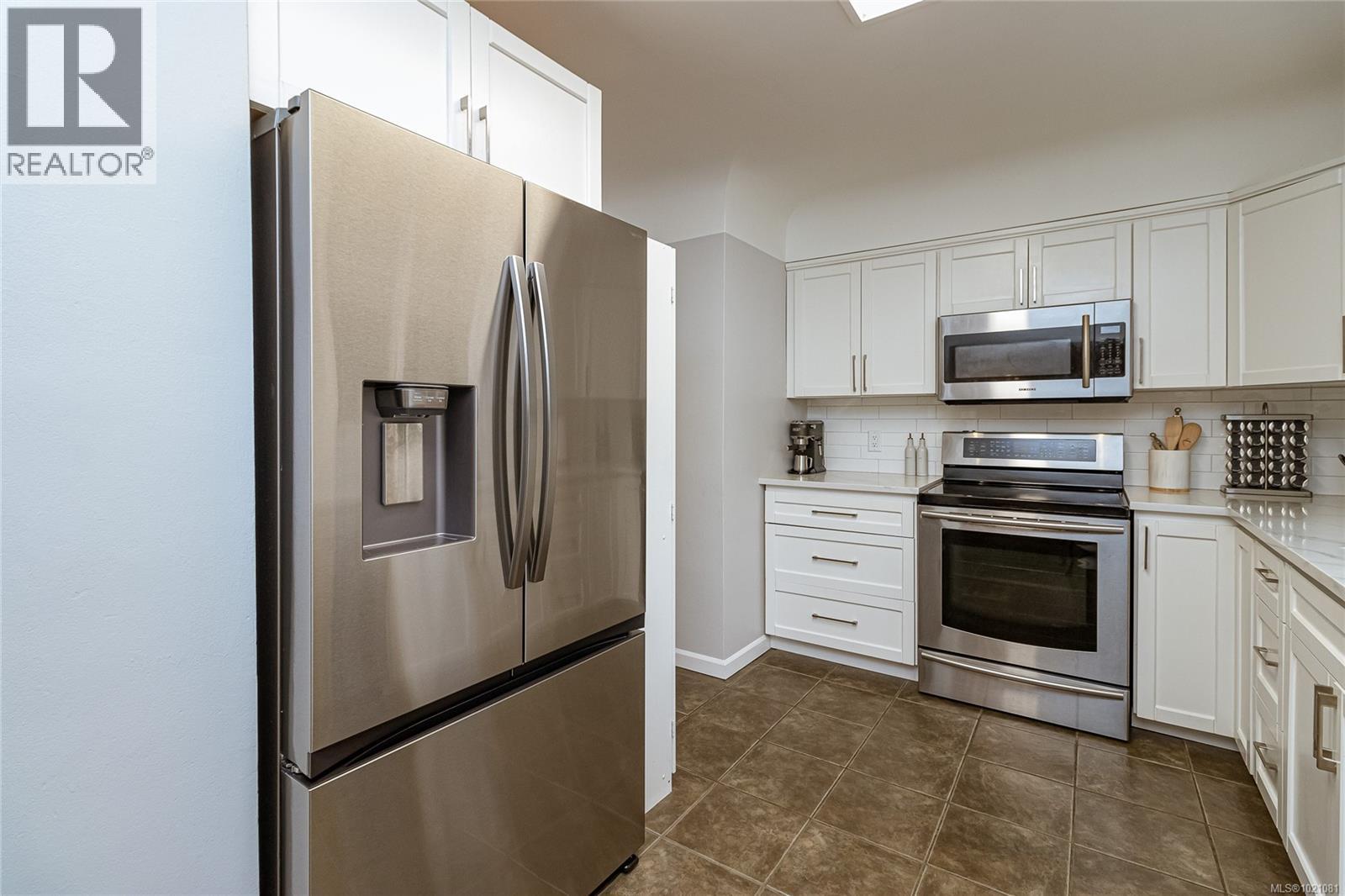  1743 Townley Street, Saanich