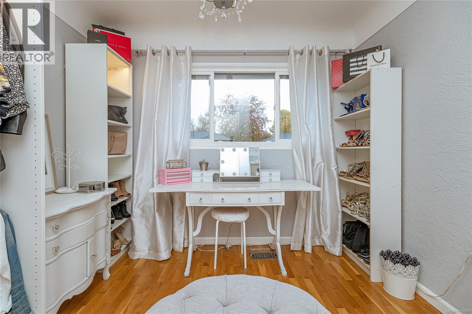  1743 Townley Street, Saanich