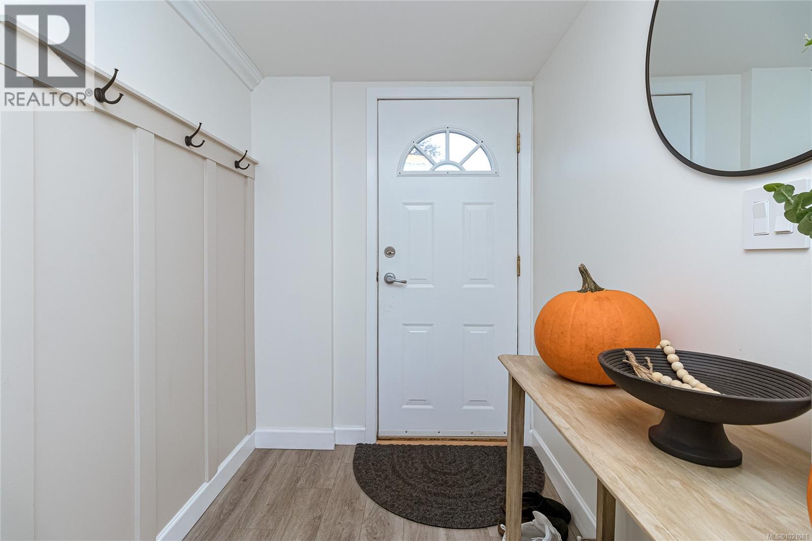  1743 Townley Street, Saanich