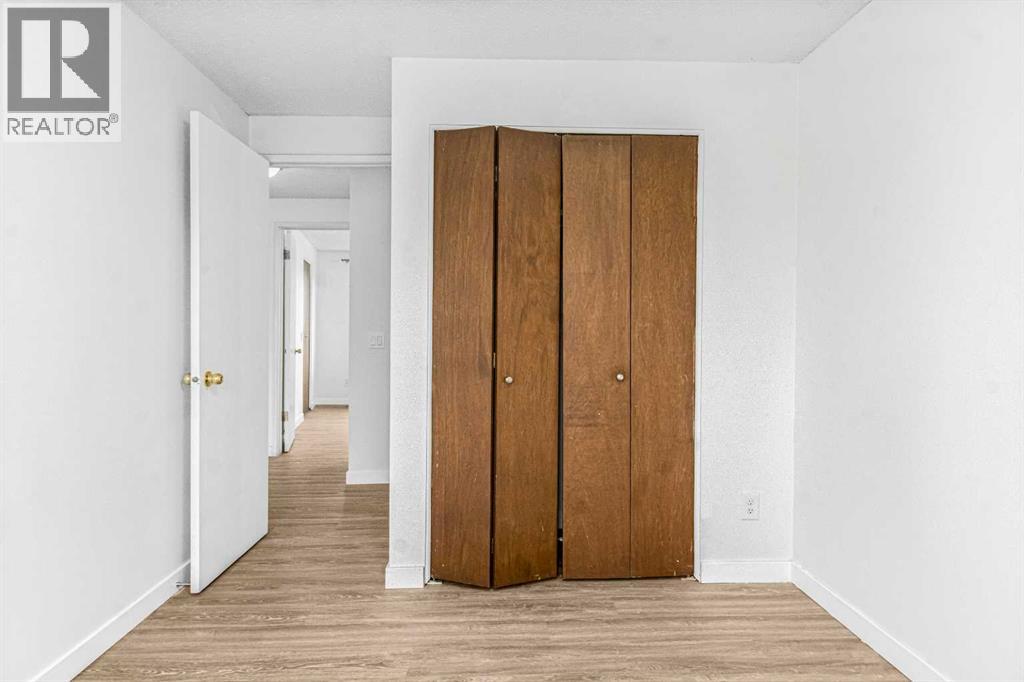 Single Family House for Sale in   Street SE Forest Lawn Calgary 