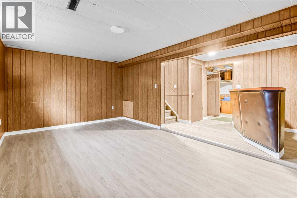 Single Family House for Sale in   Street SE Forest Lawn Calgary 