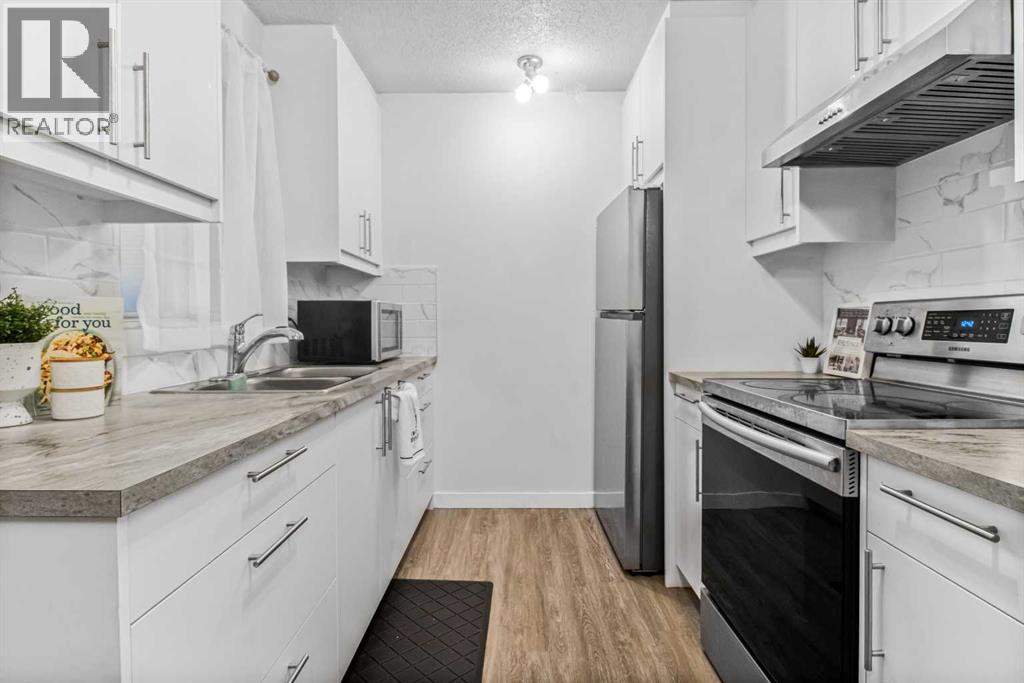 Single Family House for Sale in   Street SE Forest Lawn Calgary 