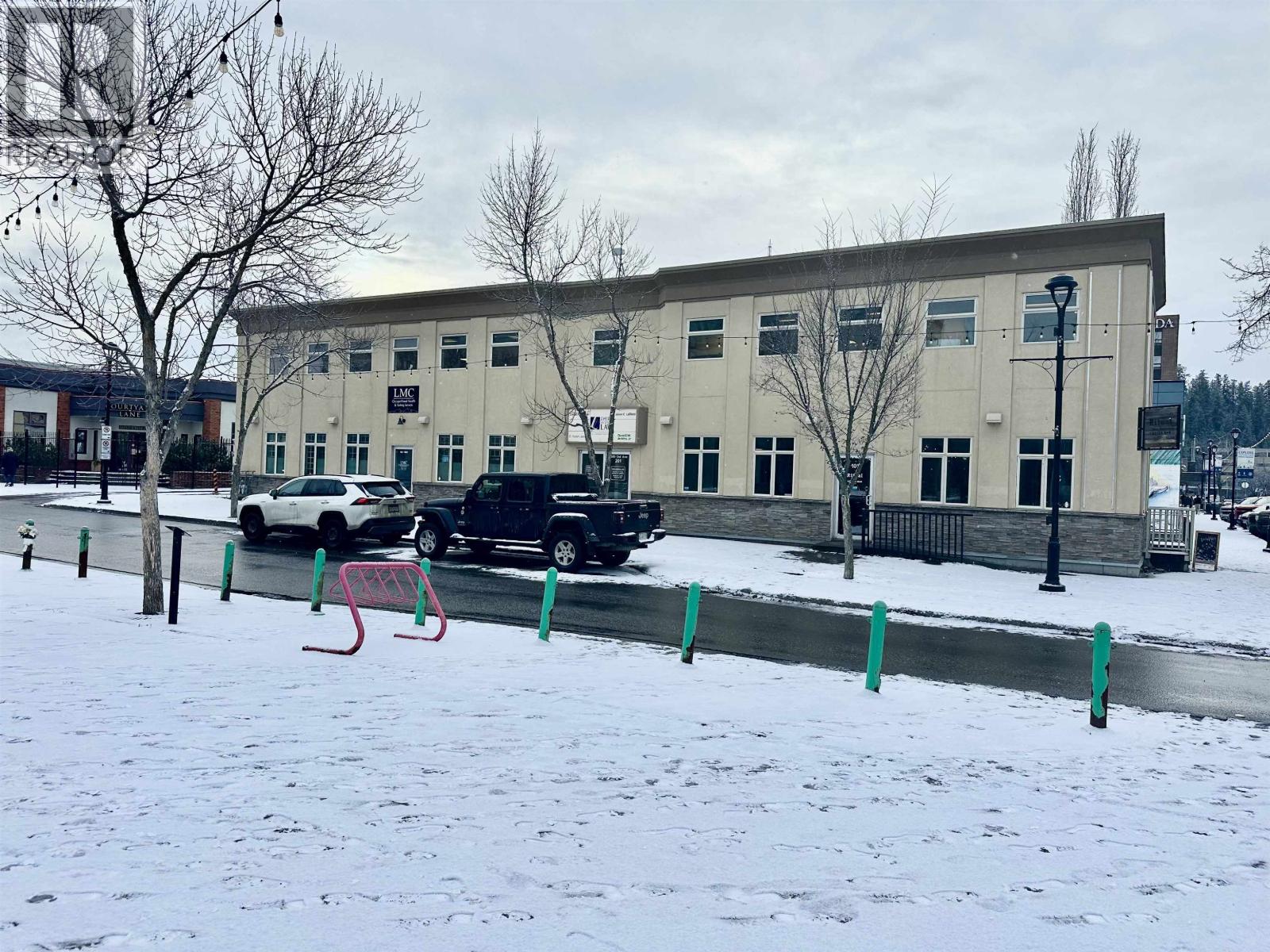 1085 3RD AVENUE - Image 3