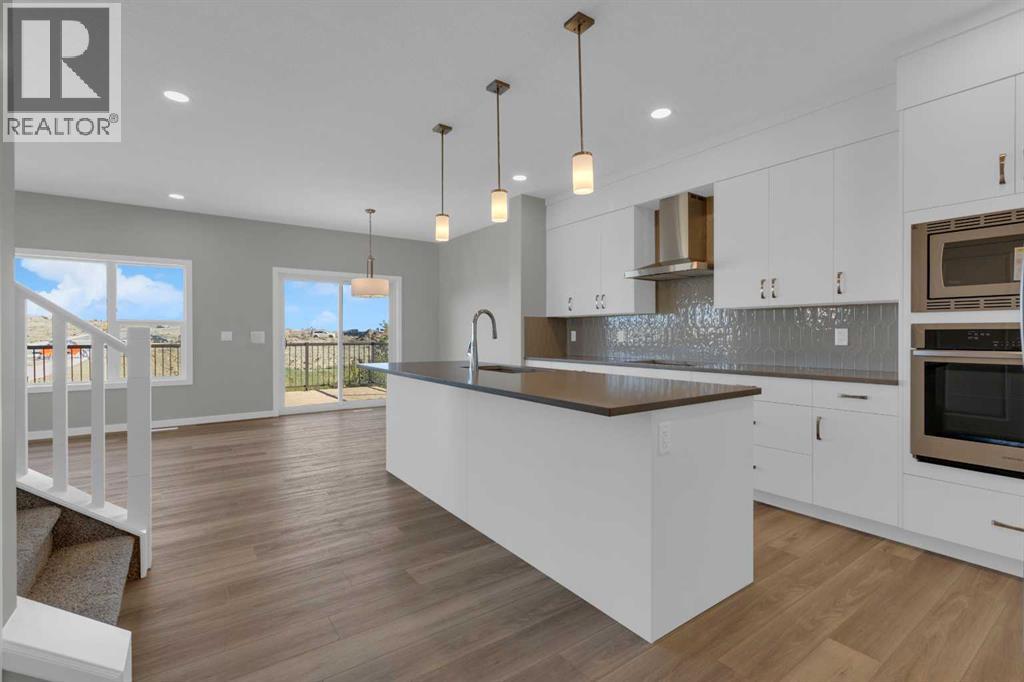 Single Family House for Sale in  Silver Spruce Road SW Silverado Calgary 