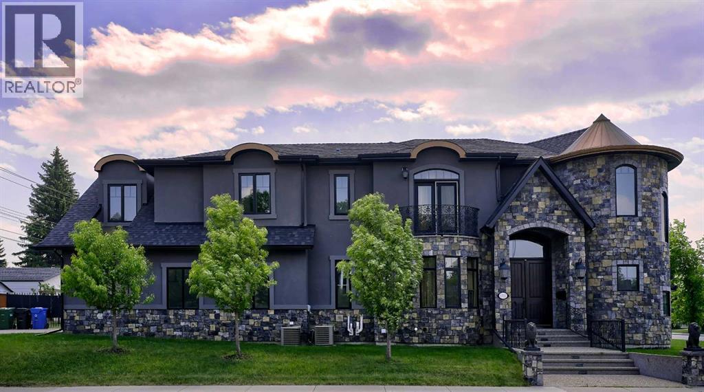 Single Family House for Sale in   Avenue NW Hounsfield Heights/Briar Hill Calgary 