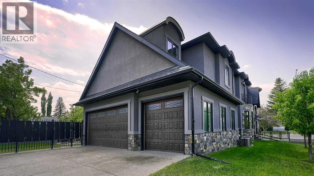 Single Family House for Sale in   Avenue NW Hounsfield Heights/Briar Hill Calgary 