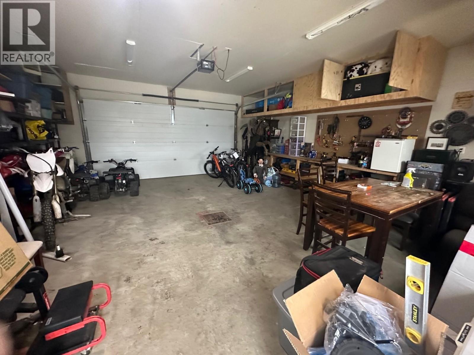 9008 102 AVENUE, Fort St. John