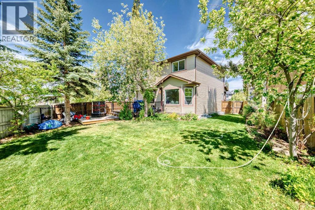 Single Family House for Sale in  Shawbrooke Park SW Shawnessy Calgary 