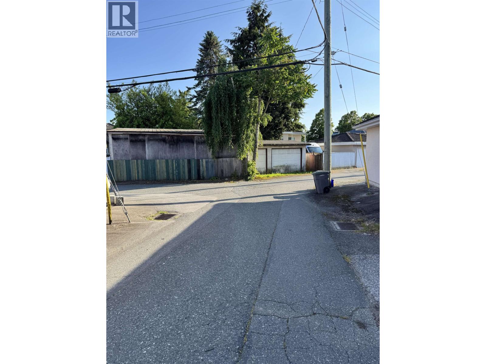 2511 UPLAND DRIVE, Vancouver