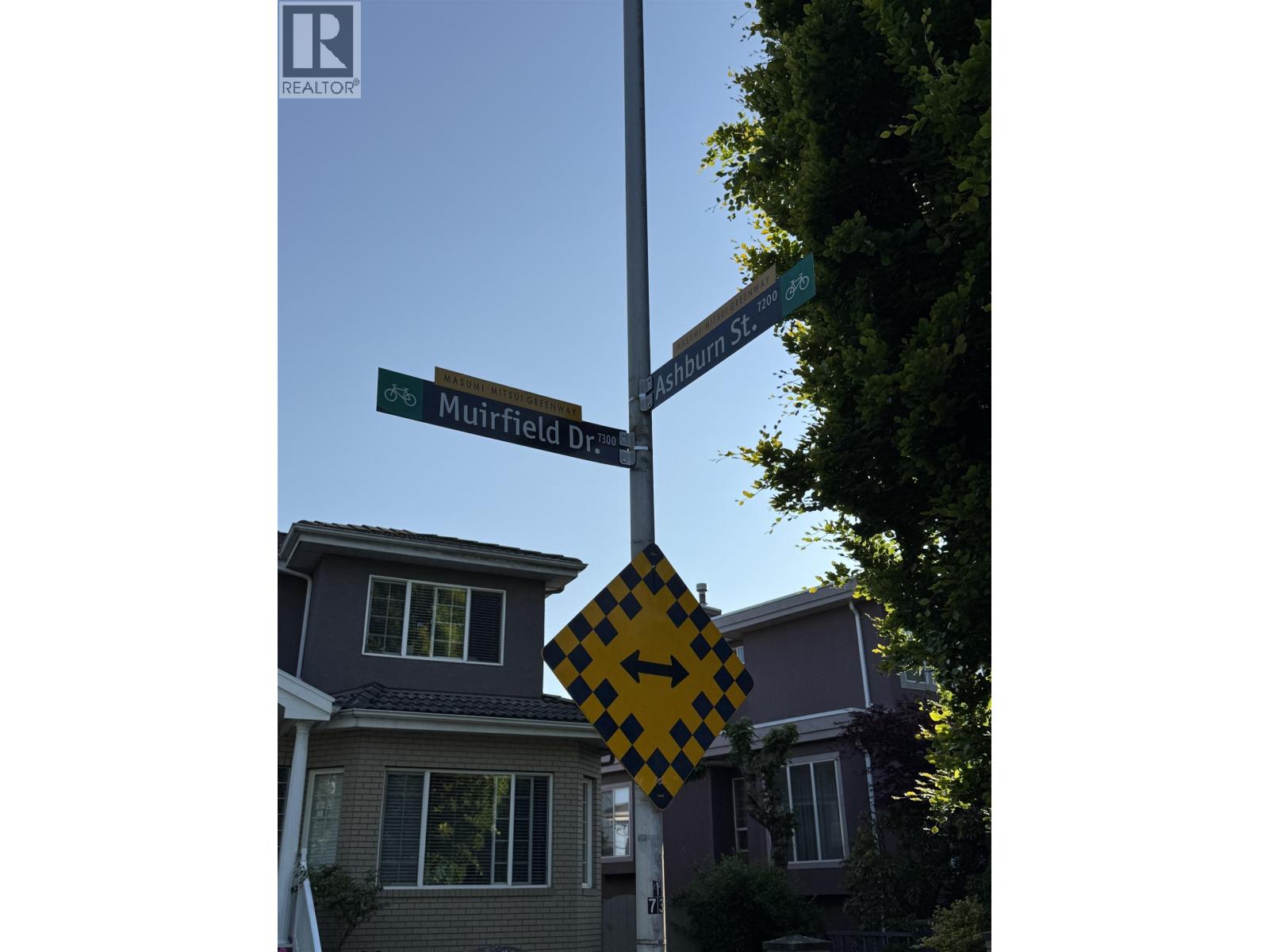 2511 UPLAND DRIVE, Vancouver