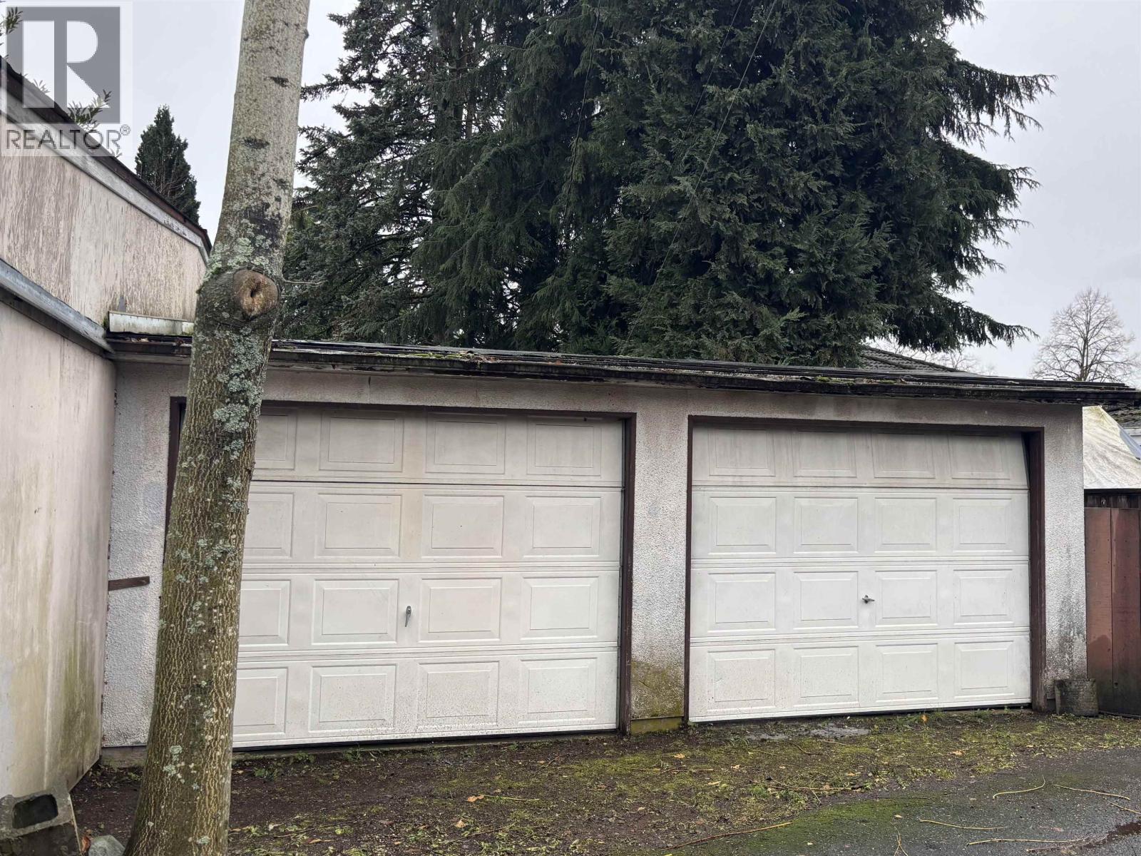 2511 UPLAND DRIVE, Vancouver