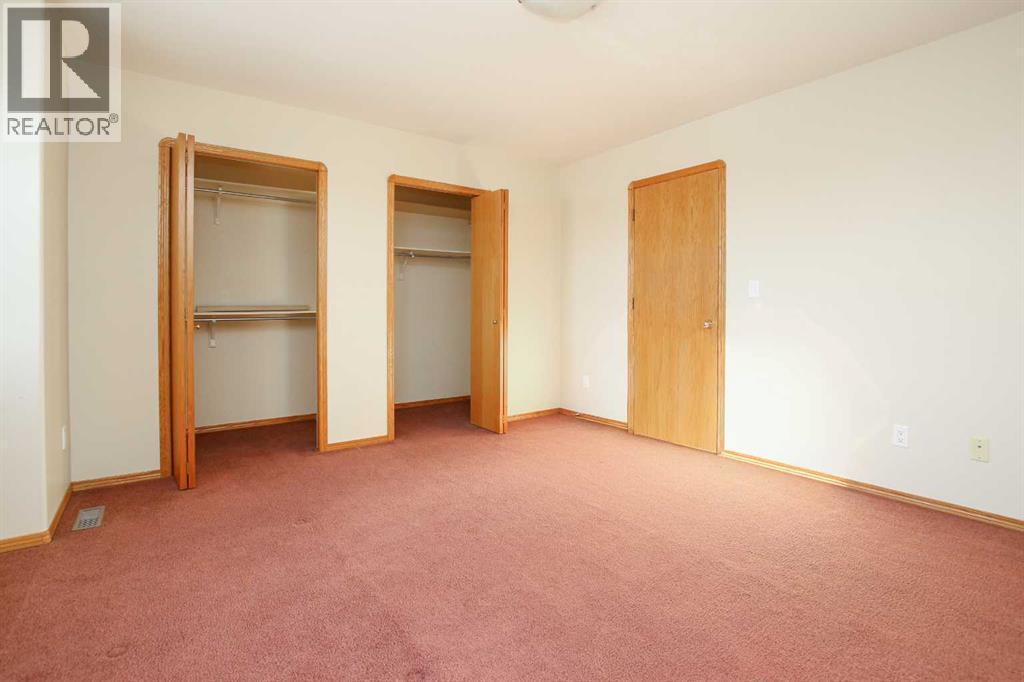 25 Adams Close, Red Deer