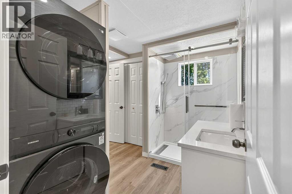 2320 Rainy Creek Road, Rural Lacombe County