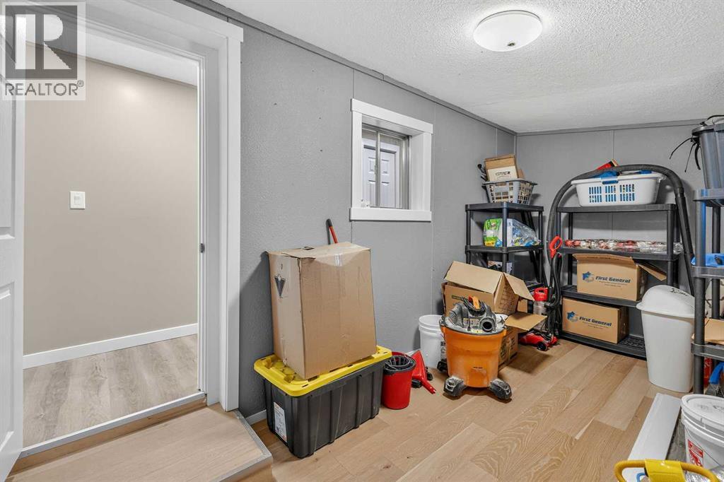 2320 Rainy Creek Road, Rural Lacombe County