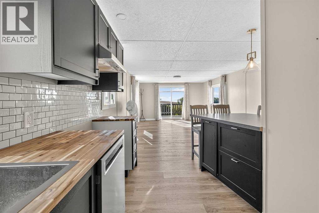 2320 Rainy Creek Road, Rural Lacombe County