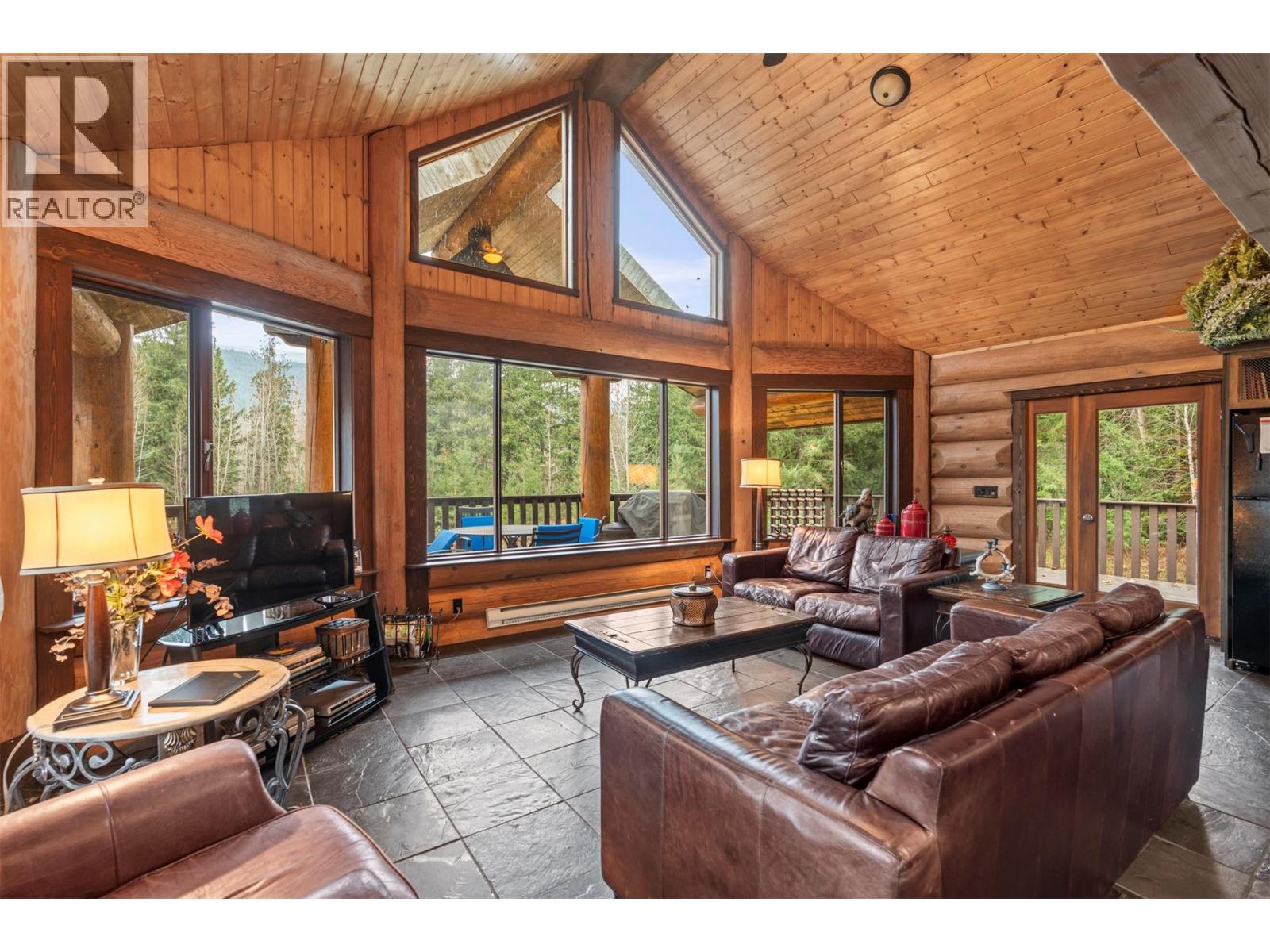  1703 Hillier Road, Sicamous