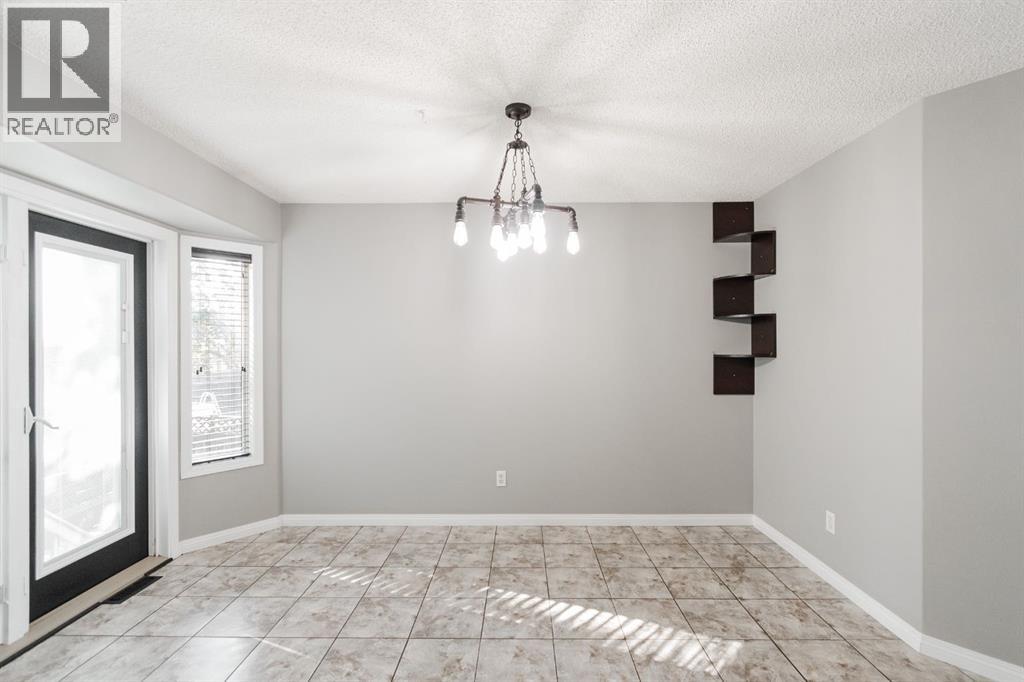 248 Warren Road, Fort McMurray