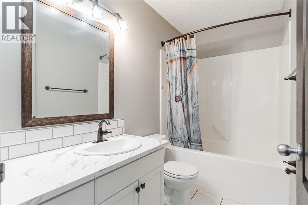 248 Warren Road, Fort McMurray