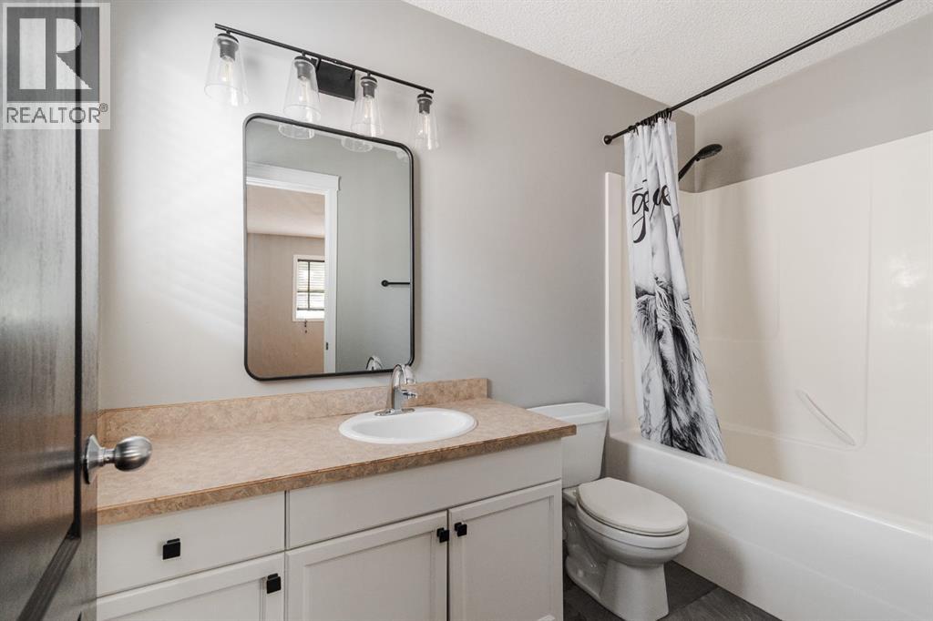 248 Warren Road, Fort McMurray