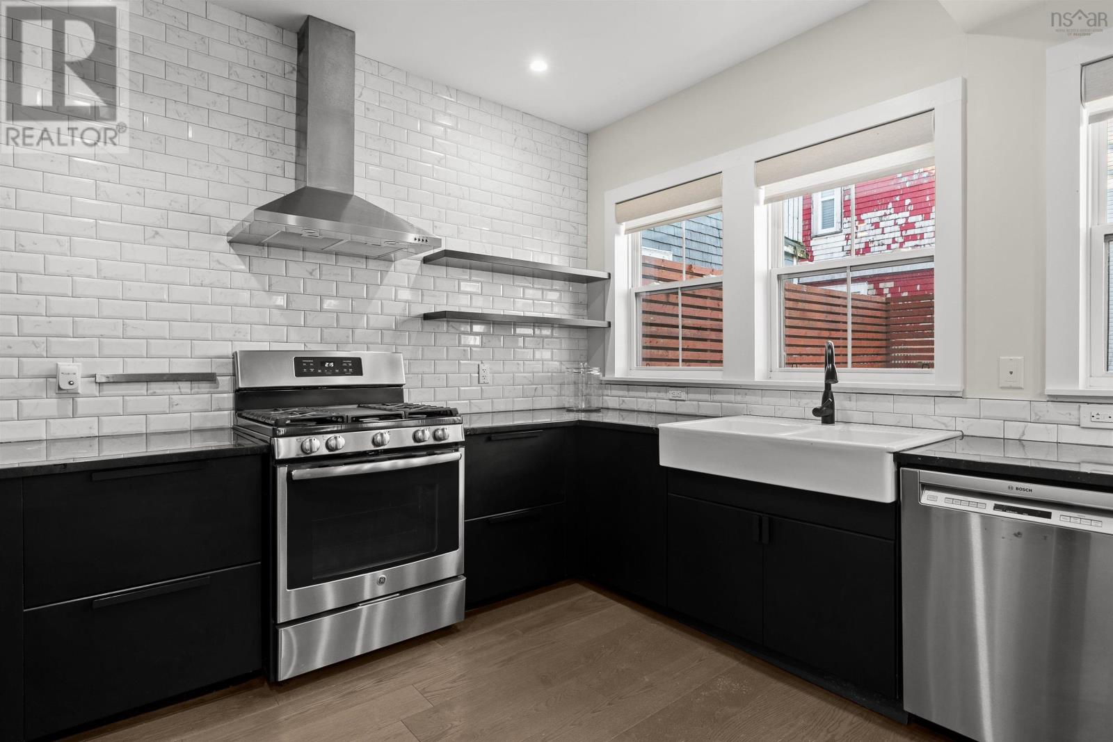 Property 23 of 50 of 5567 Black Street