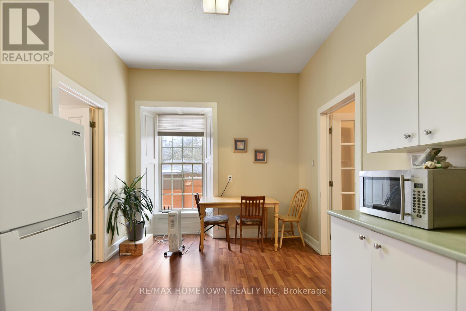 64 KING STREET E - 35
