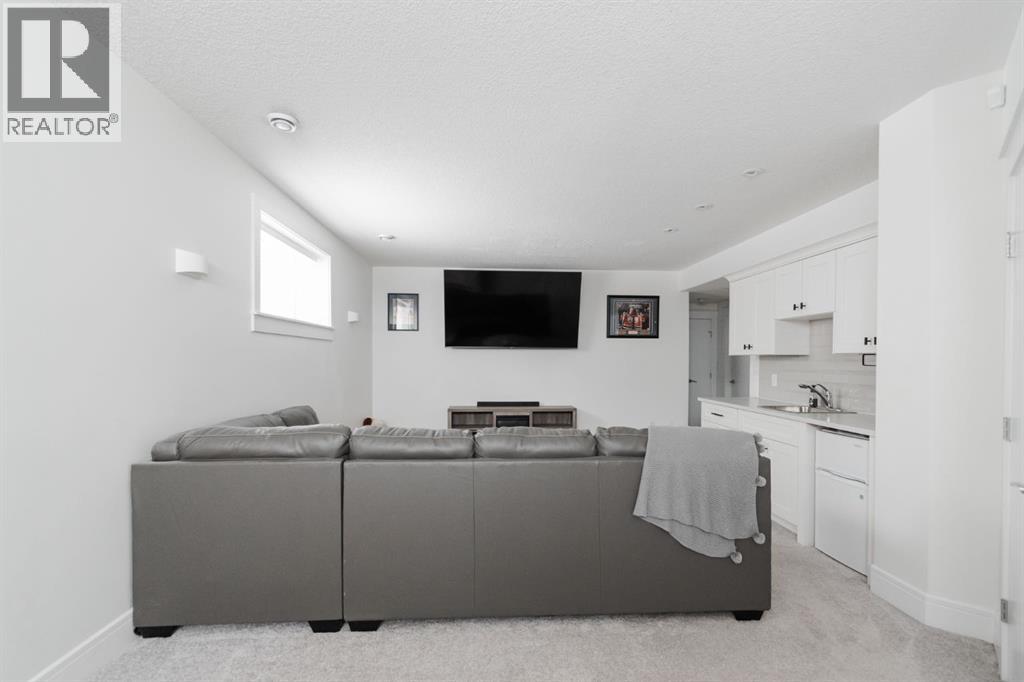 153 Beaconwood Place, Fort McMurray