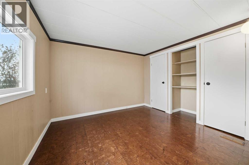 18 Parkland Acres, Lacombe