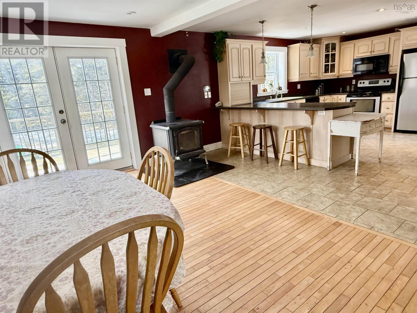 Property 25 of 34 of 1517 Blanche Road