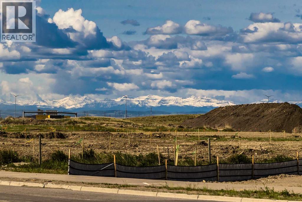 Single Family House for Sale in    Avenue SE Belvedere Calgary 