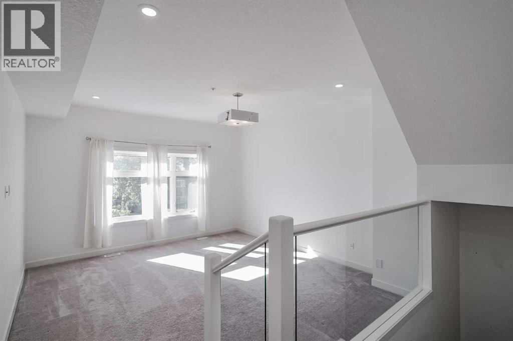 Single Family House for Sale in    Avenue NW Capitol Hill Calgary 