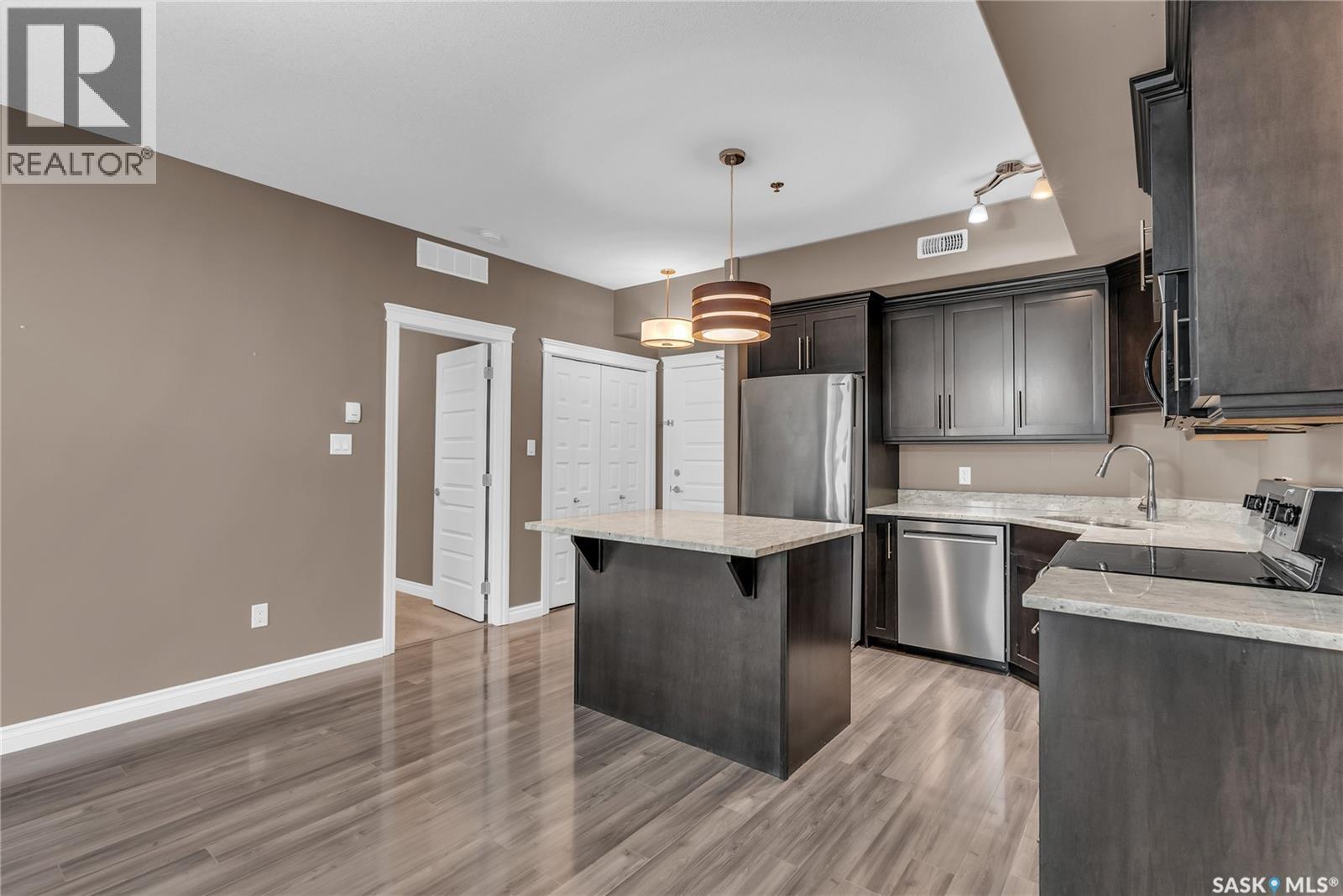 Single Family House High rise for Sale in   Nelson ROAD Saskatoon 