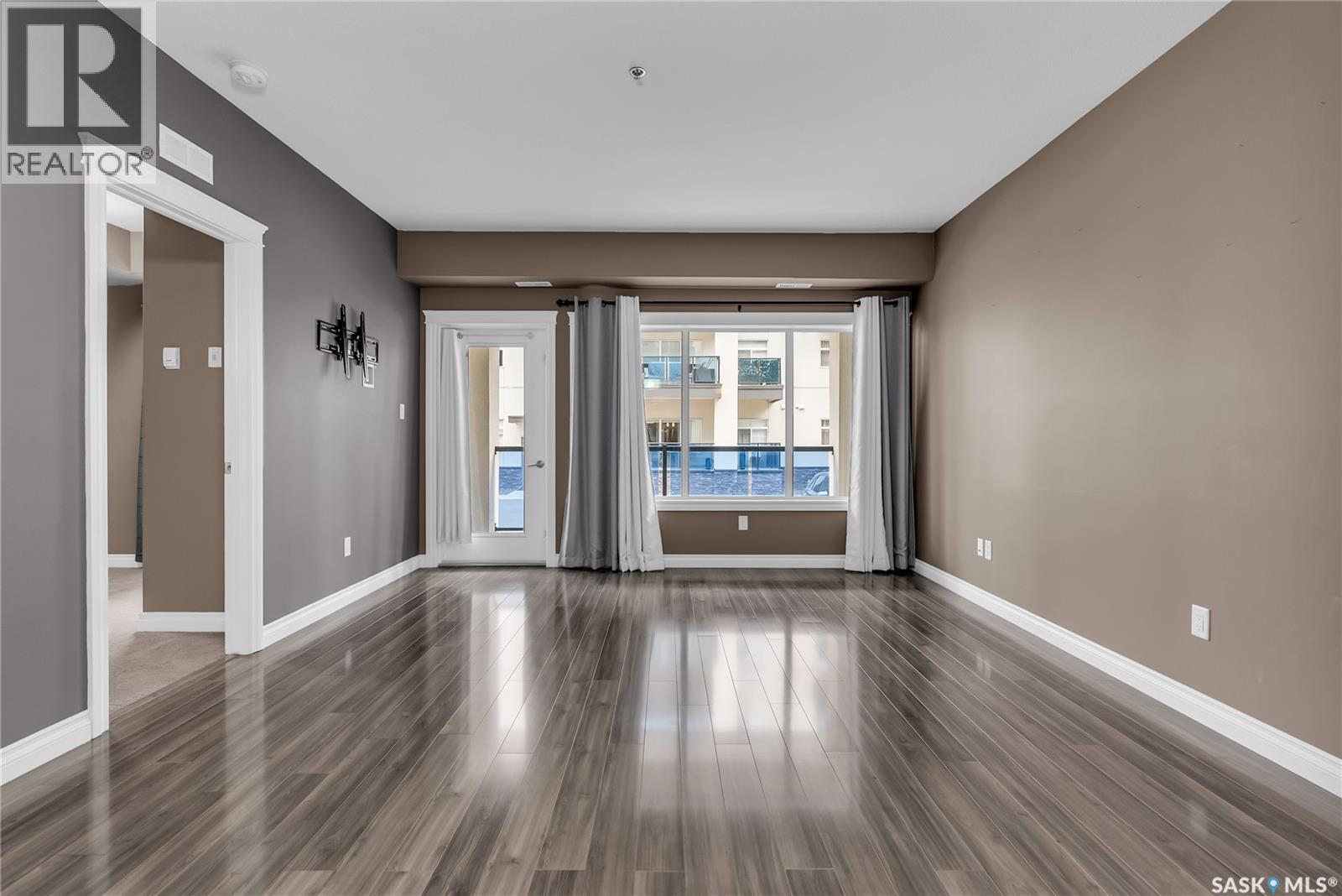 Single Family House High rise for Sale in   Nelson ROAD Saskatoon 