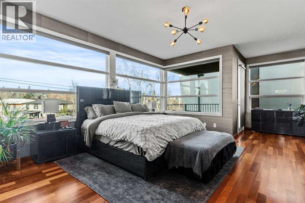 Single Family House for Sale in  Elbow Drive SW Elboya Calgary 